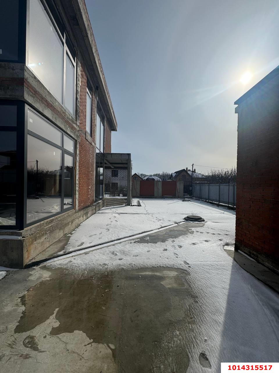 Фото №14: Дом 202&nbsp;м² + 6.03&nbsp;сот., 2&nbsp;эт. - Знаменский, мкр. Карасунский внутригородской округ, ул. Платиновая, 46