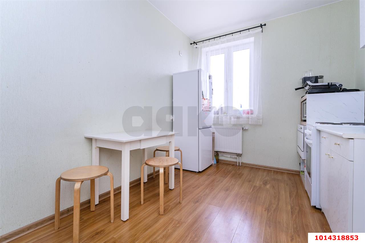 Фото №4: 2-комнатная квартира 60&nbsp;м², 13/16&nbsp;эт. - Краснодар, Прикубанский внутригородской округ, Восточно-Кругликовский, мкр. ЖК Легенда, ул. имени 40-летия Победы, 141