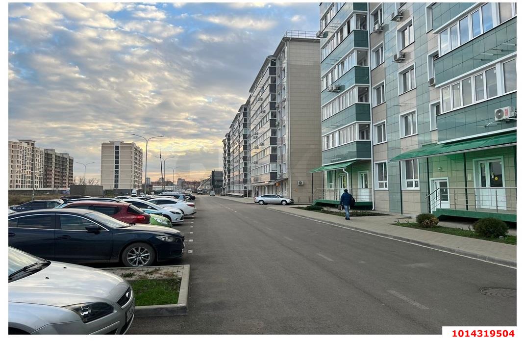 Фото №3: Торговое помещение 48&nbsp;м², 1/9&nbsp;эт. - Краснодар, Прикубанский внутригородской округ, мкр. жилой комплекс Краски, ул. Краеведа Соловьёва, 6к5