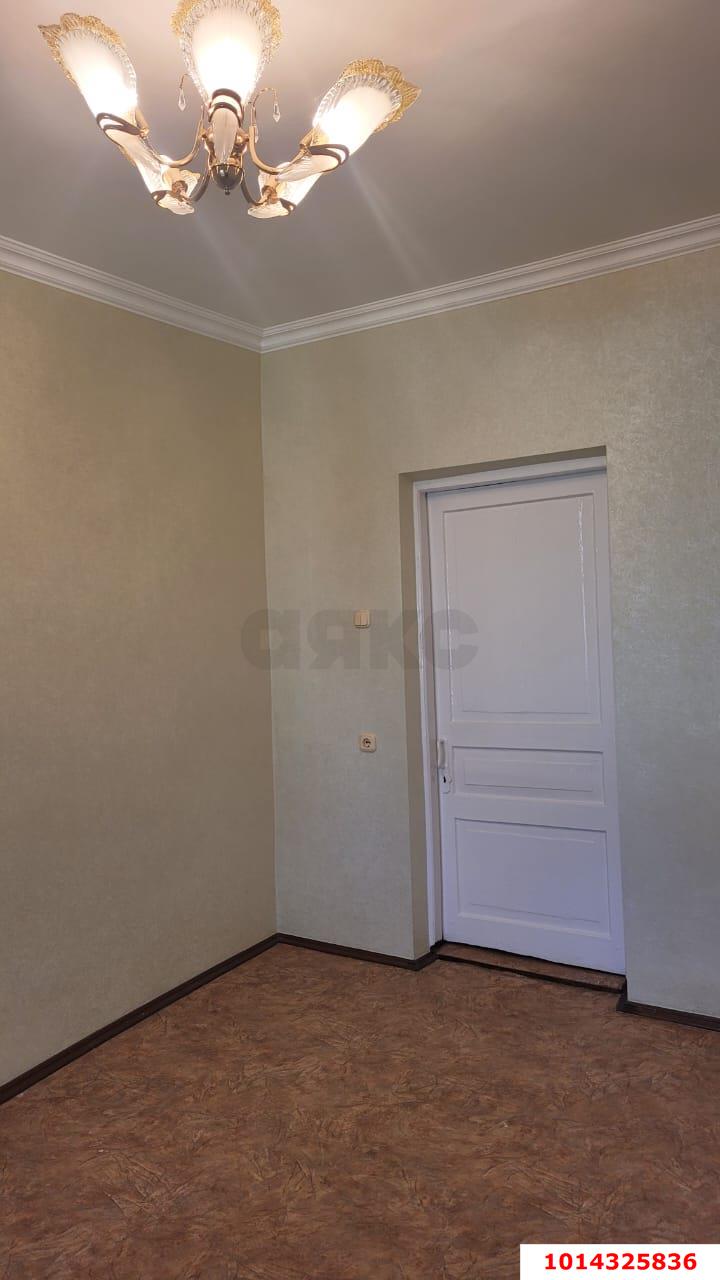 Фото №3: 3-комнатная квартира 68&nbsp;м², 1/1&nbsp;эт. - Краснодар, Карасунский внутригородской округ, ж/м Пашковский, ул. Ленина, 10