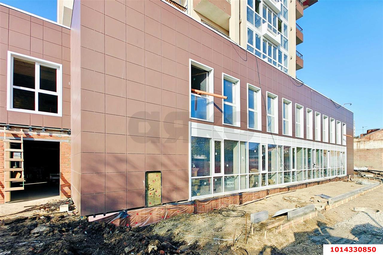 Фото №2: Торговое помещение 112&nbsp;м², 1/20&nbsp;эт. - Краснодар, Центральный внутригородской округ, мкр. Центральный, ул. Митрофана Седина, 131