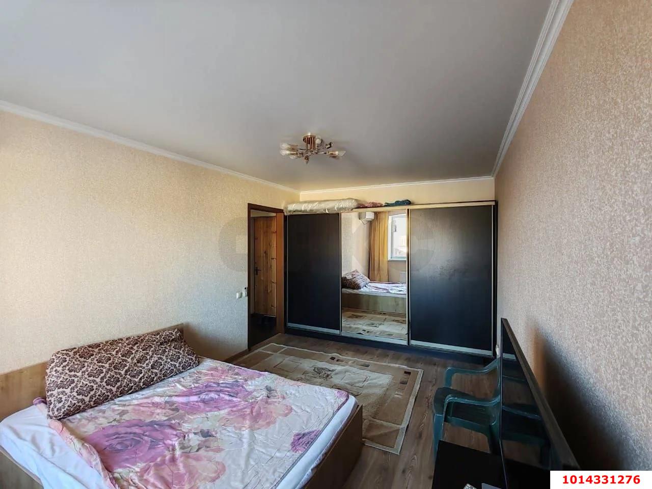 Фото №1: 1-комнатная квартира 37&nbsp;м², 6/6&nbsp;эт. - Краснодар, Прикубанский внутригородской округ, Калинино, мкр. Завод Радиоизмерительных Приборов, пер. Гаражный, 12/4