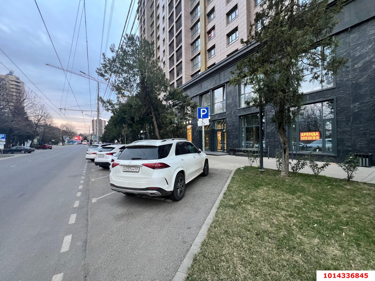 Фото №4: Торговое помещение 146&nbsp;м², 1/22&nbsp;эт. - Краснодар, Западный внутригородской округ, мкр. ЖК Аврора, ул. имени Дзержинского, 95