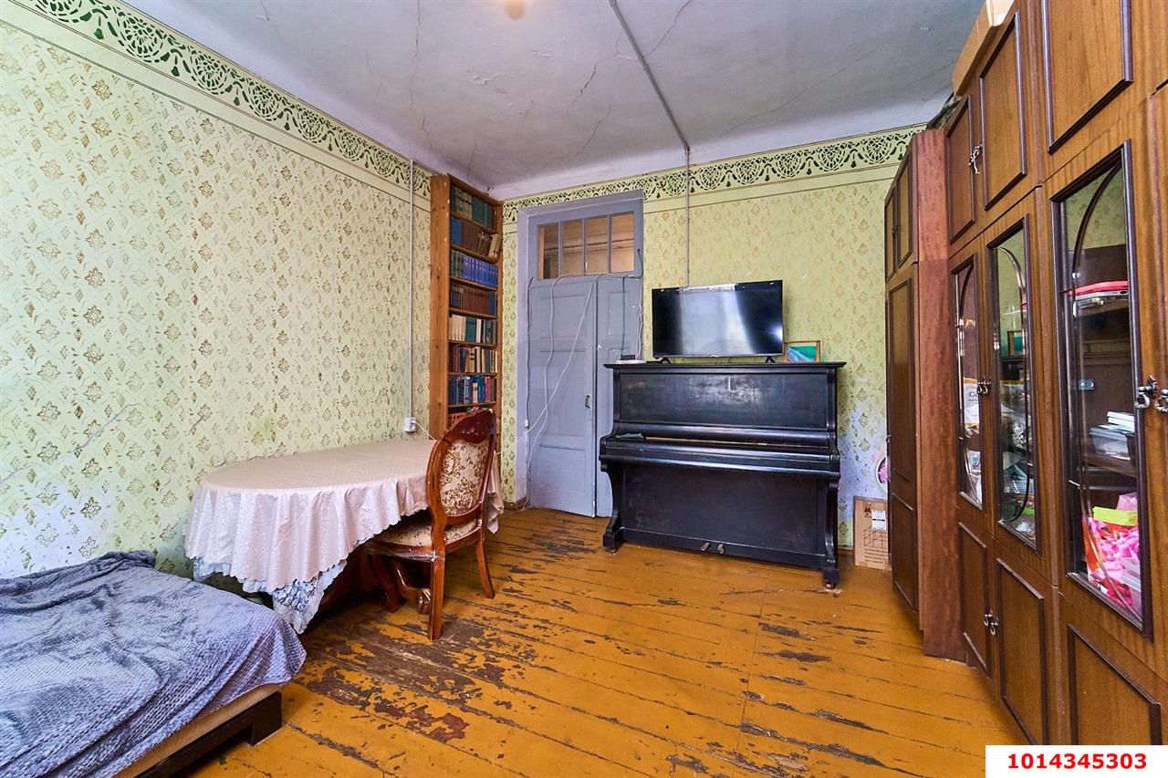 Фото №4: 2-комнатная квартира 57&nbsp;м², 3/3&nbsp;эт. - Краснодар, Центральный внутригородской округ, мкр. Центральный, ул. Советская, 59