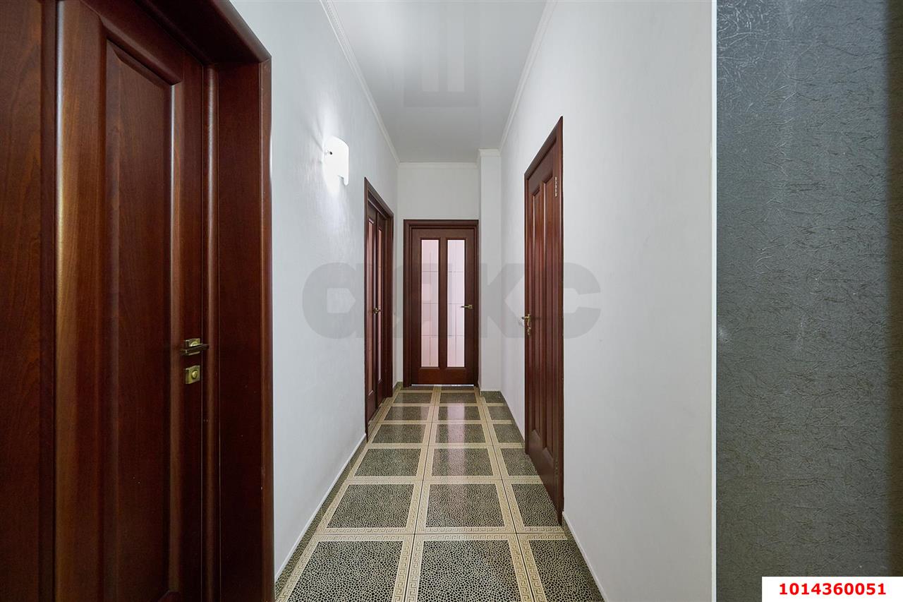 Фото №10: 2-комнатная квартира 81&nbsp;м², 15/19&nbsp;эт. - Краснодар, Западный внутригородской округ, ЖК Октябрьский, мкр. Центральный, ул. Октябрьская, 181/2