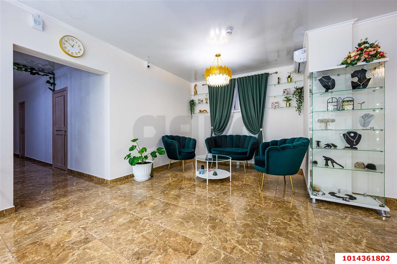 Фото №4: Торговое помещение 90&nbsp;м², 10&nbsp;эт. - Новая Адыгея, мкр. жилой комплекс Тургеневский Двор, ул. Тургеневское шоссе, 1к1