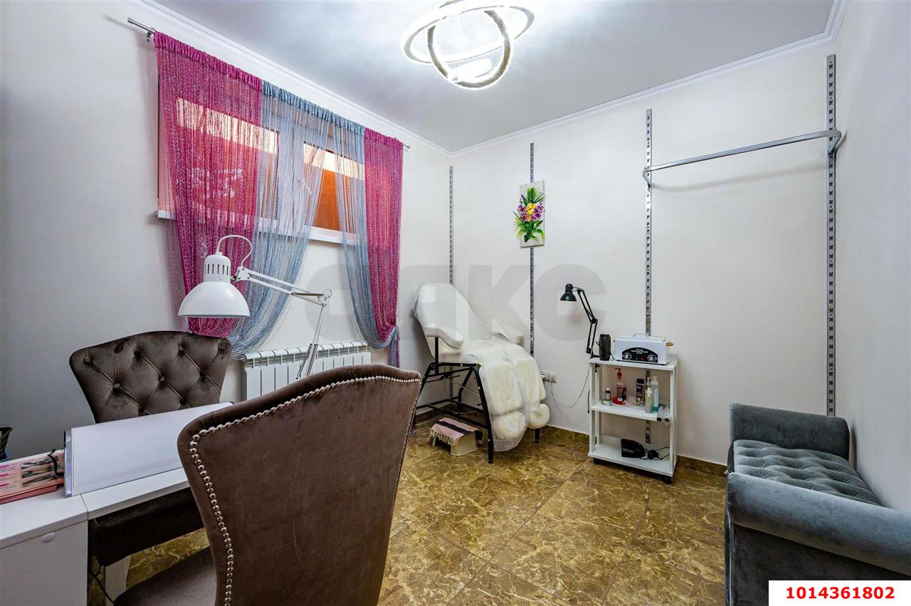 Фото №11: Торговое помещение 90&nbsp;м², 10&nbsp;эт. - Новая Адыгея, мкр. жилой комплекс Тургеневский Двор, ул. Тургеневское шоссе, 1к1