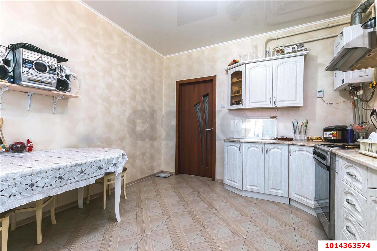 Фото №10: 3-комнатная квартира 85&nbsp;м², 2/2&nbsp;эт. - Новотитаровская, ул. 8 Марта, 23/1