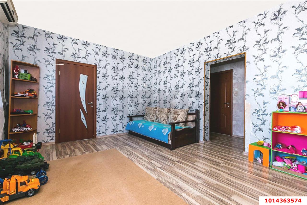 Фото №6: 3-комнатная квартира 85&nbsp;м², 2/2&nbsp;эт. - Новотитаровская, ул. 8 Марта, 23/1