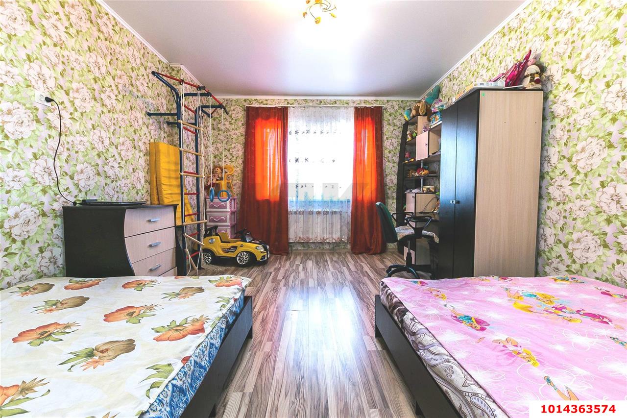 Фото №7: 3-комнатная квартира 85&nbsp;м², 2/2&nbsp;эт. - Новотитаровская, ул. 8 Марта, 23/1