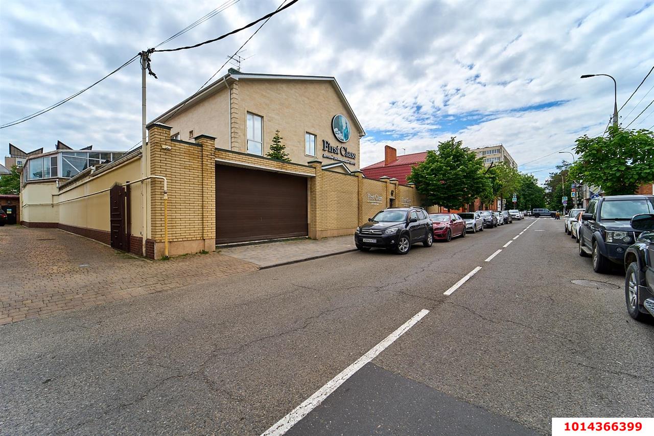 Фото №18: Отдельное здание 878&nbsp;м², 1/2&nbsp;эт. - Краснодар, Западный внутригородской округ, мкр. Центральный, ул. Чапаева, 70