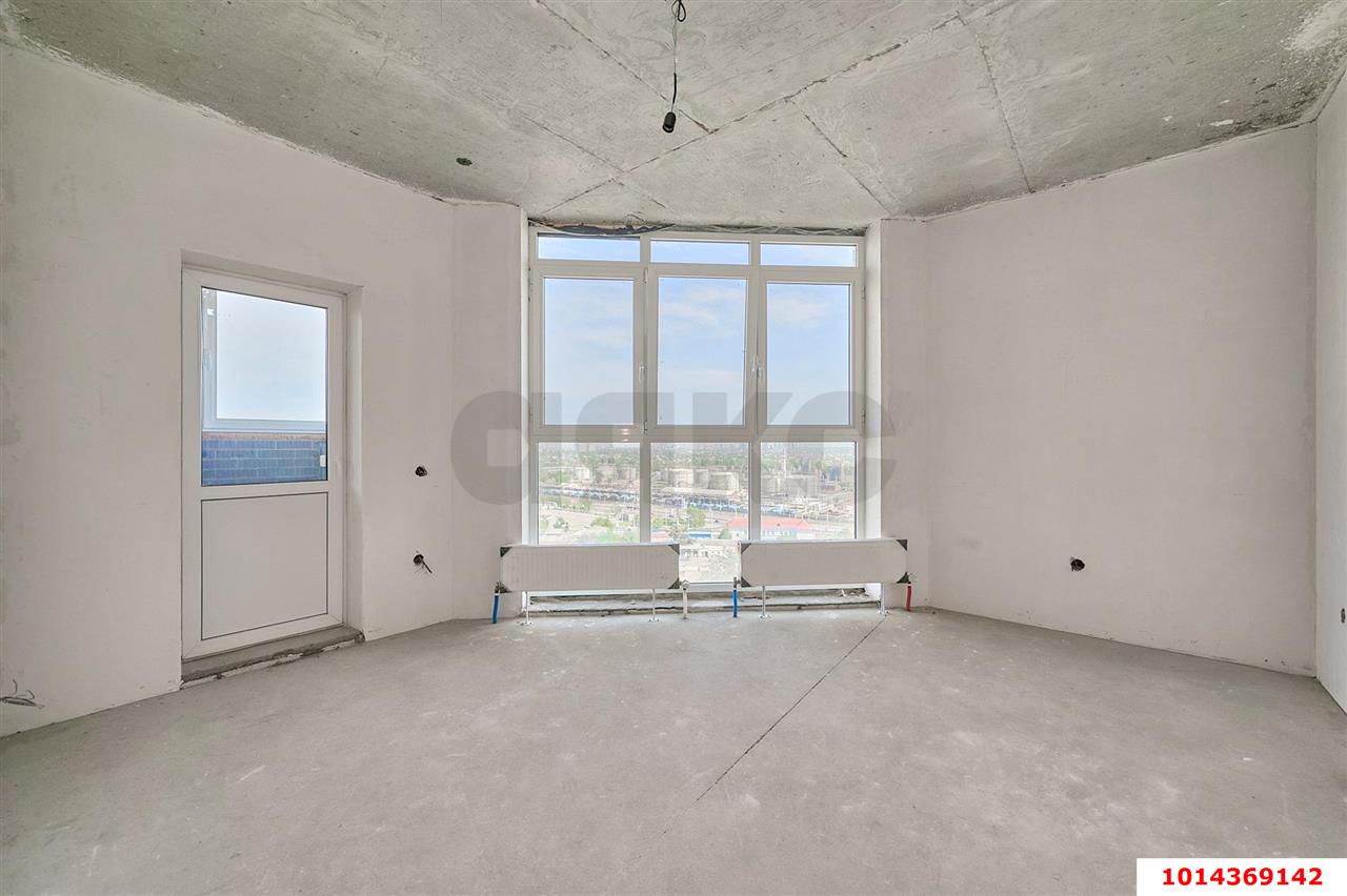 Фото №1: 2-комнатная квартира 72&nbsp;м², 16/22&nbsp;эт. - Краснодар, Западный внутригородской округ, Горогороды, ЖК Береговая-2, мкр. Центральный, ул. Береговая, 2к2