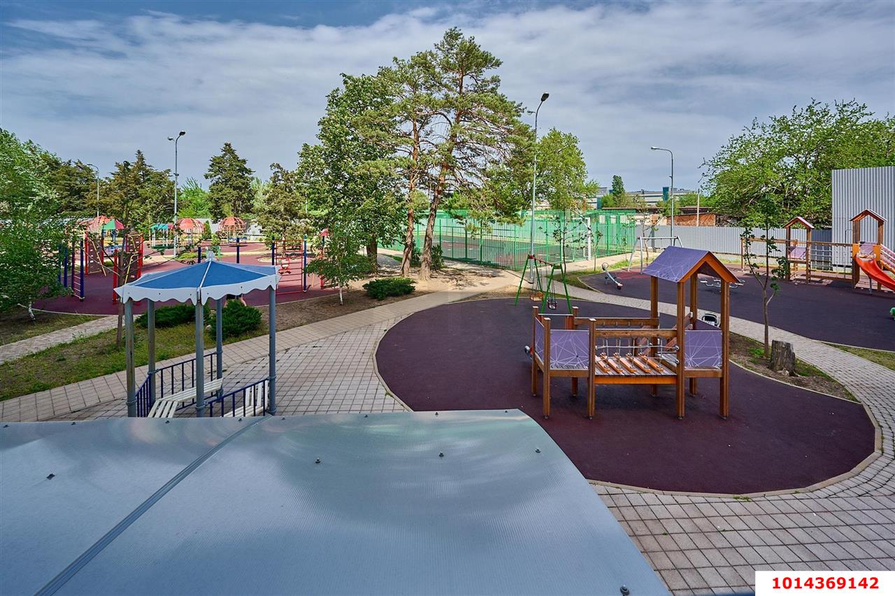 Фото №10: 2-комнатная квартира 72&nbsp;м², 16/22&nbsp;эт. - Краснодар, Западный внутригородской округ, Горогороды, ЖК Береговая-2, мкр. Центральный, ул. Береговая, 2к2