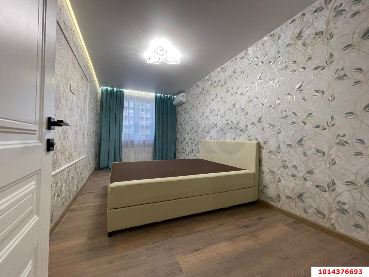 Фото №3: 3-комнатная квартира 80&nbsp;м², 5/20&nbsp;эт. - Краснодар, Прикубанский внутригородской округ, имени Петра Метальникова, мкр. жилой комплекс Радуга, ул. Евгении Жигуленко, 7к1
