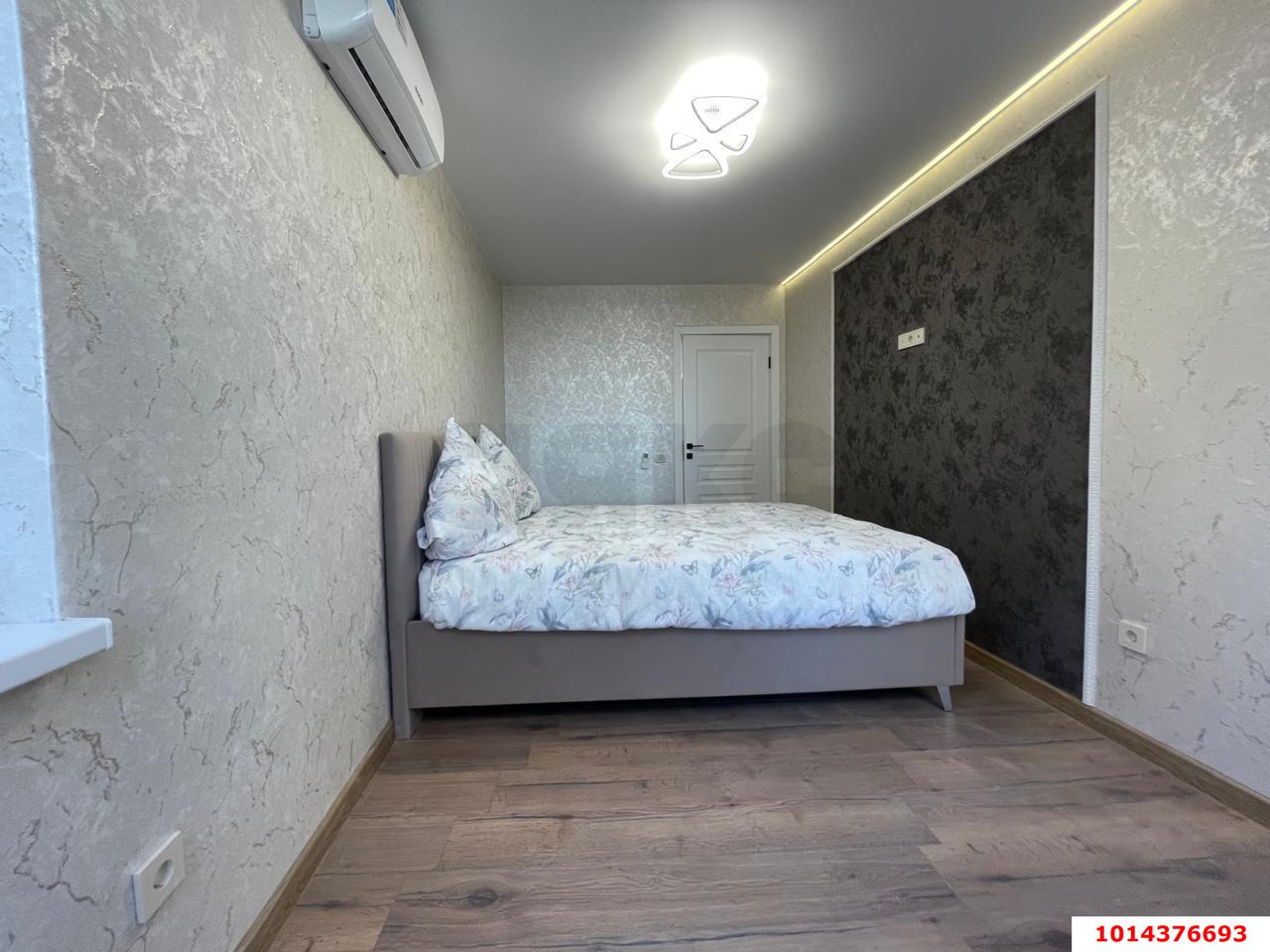 Фото №5: 3-комнатная квартира 80&nbsp;м², 5/20&nbsp;эт. - Краснодар, Прикубанский внутригородской округ, имени Петра Метальникова, мкр. жилой комплекс Радуга, ул. Евгении Жигуленко, 7к1