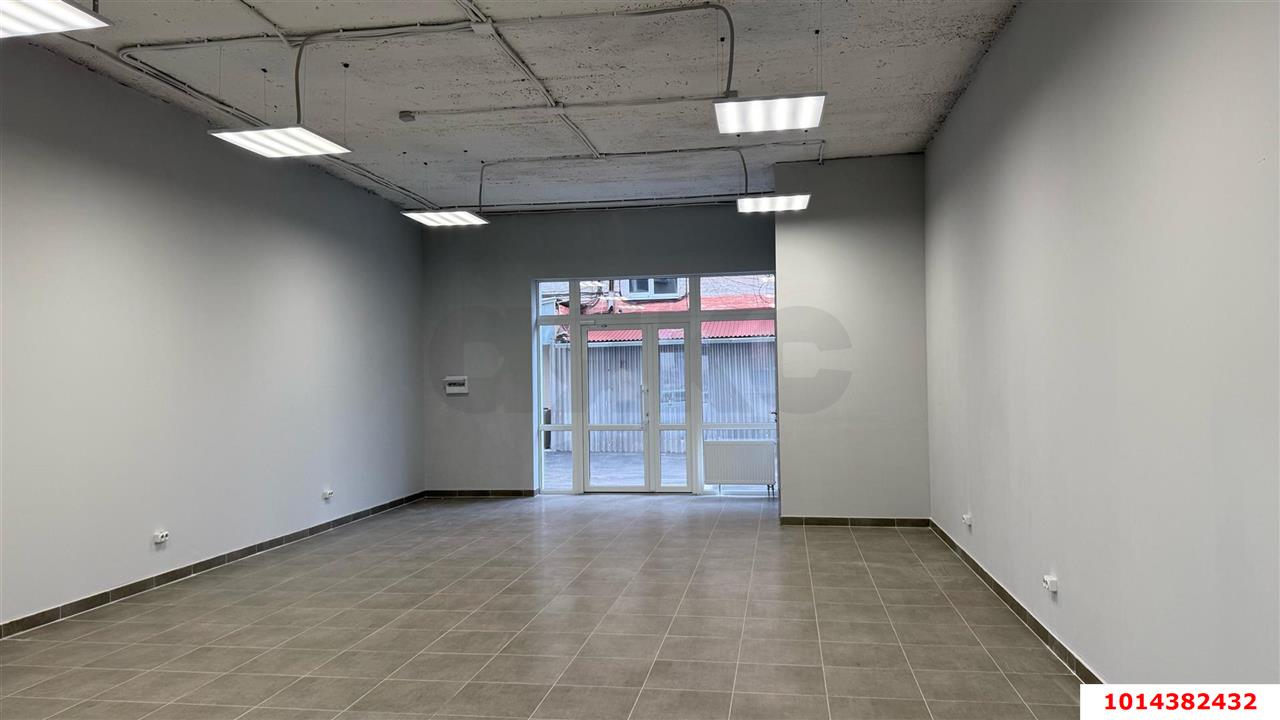 Фото №4: Торговое помещение 64&nbsp;м², 1/3&nbsp;эт. - Краснодар, Западный внутригородской округ, мкр. Фестивальный, ул. Рашпилевская, 331