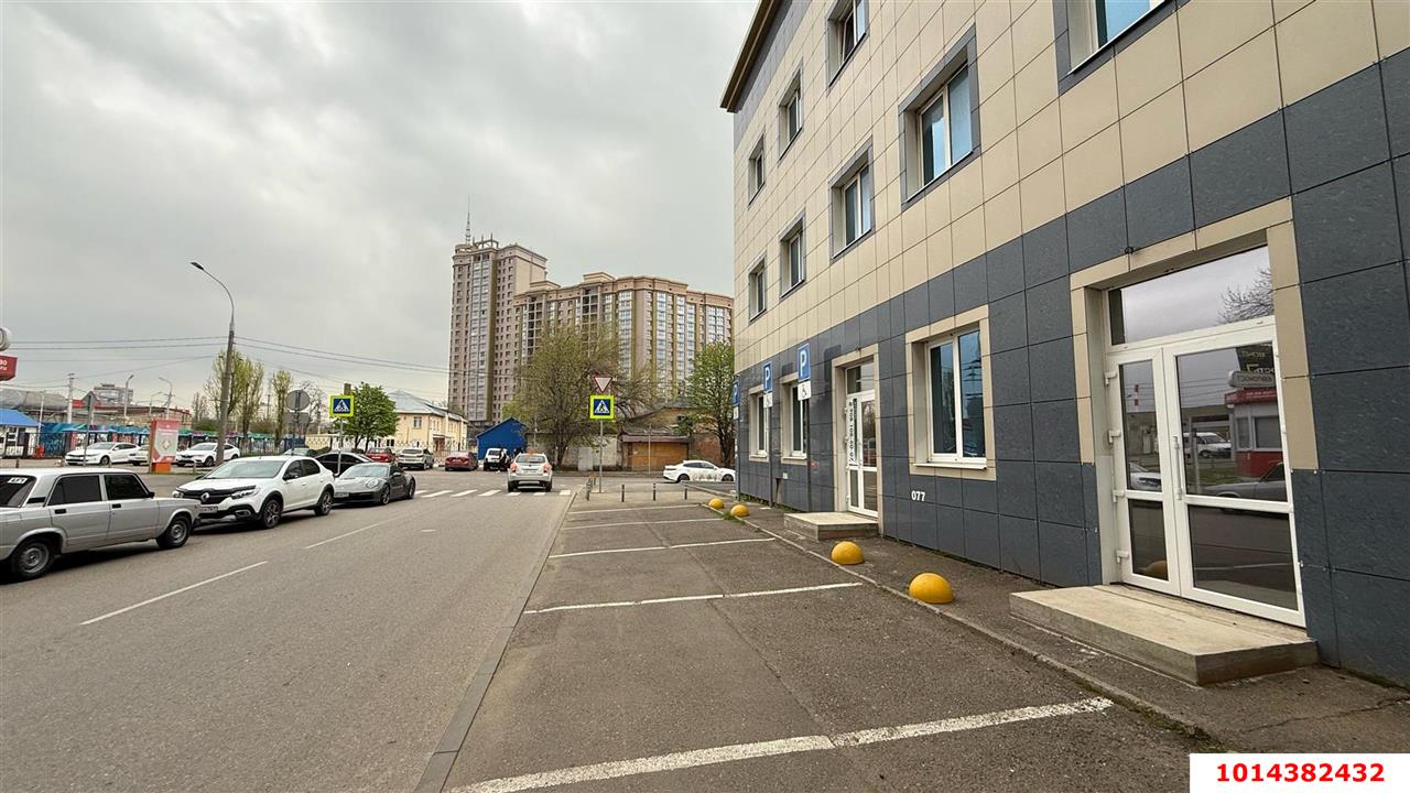 Фото №5: Торговое помещение 64&nbsp;м², 1/3&nbsp;эт. - Краснодар, Западный внутригородской округ, мкр. Фестивальный, ул. Рашпилевская, 331
