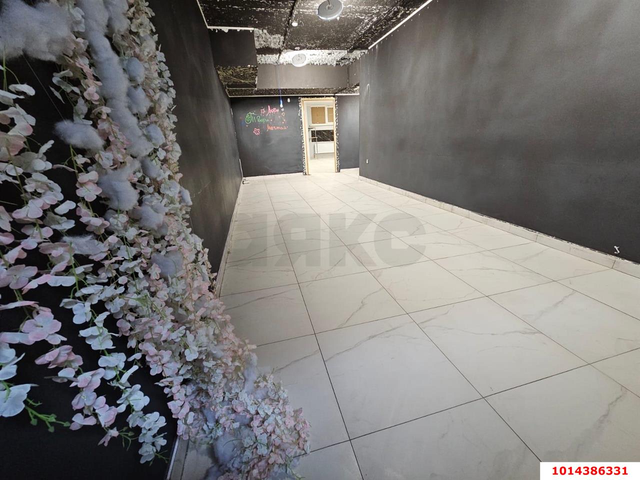 Фото №1: Офисное помещение 71&nbsp;м², 16&nbsp;эт. - Краснодар, Прикубанский внутригородской округ, ЖК Славянка, мкр. Славянский, ул. Заполярная, 39к5