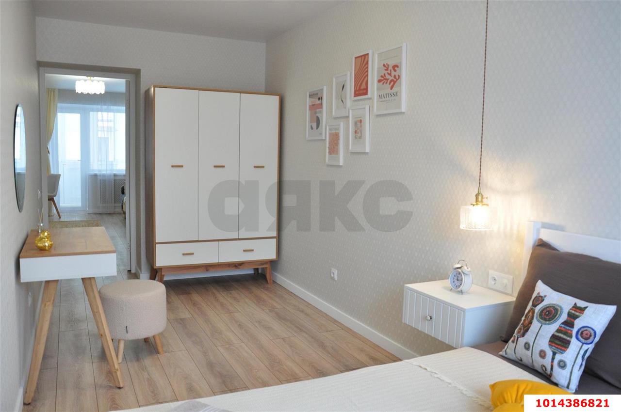 Фото №8: 2-комнатная квартира 43&nbsp;м², 4/5&nbsp;эт. - Краснодар, Центральный внутригородской округ, мкр. Центральный, ул. Ленина, 92