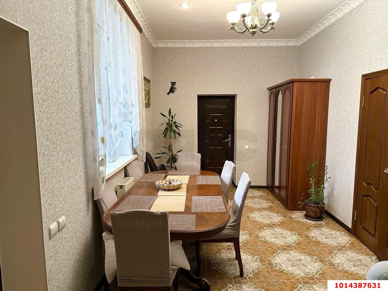 Фото №3: Дом 434&nbsp;м² + 8&nbsp;сот., 3&nbsp;эт. - Краснодар, Прикубанский внутригородской округ, Калинино, мкр. Завод Радиоизмерительных Приборов, ул. Островная, 38