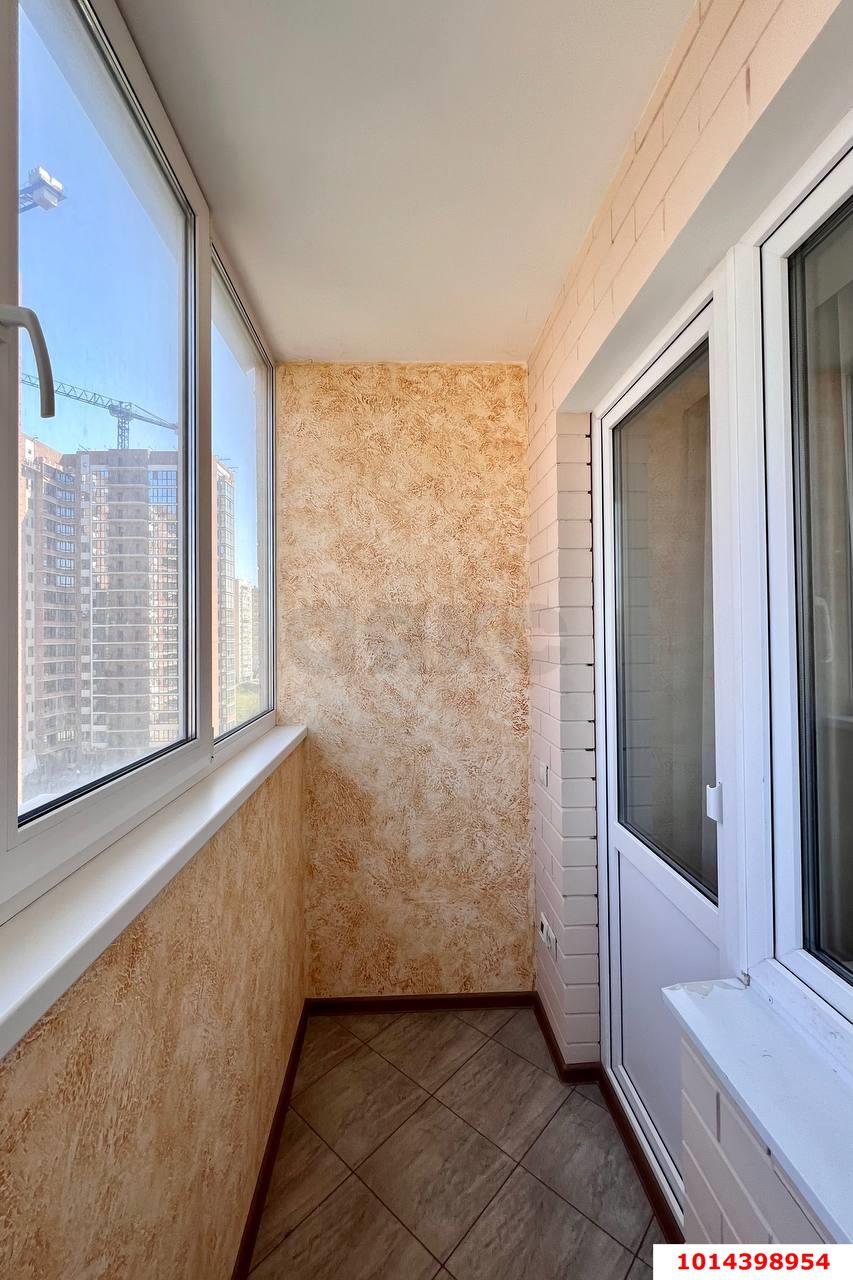 Фото №6: 1-комнатная квартира 45&nbsp;м², 8/16&nbsp;эт. - Краснодар, Прикубанский внутригородской округ, Фестивальный, Солнечный, мкр. ЖК Солнечный Парк, ул. имени Симиренко, 37к2