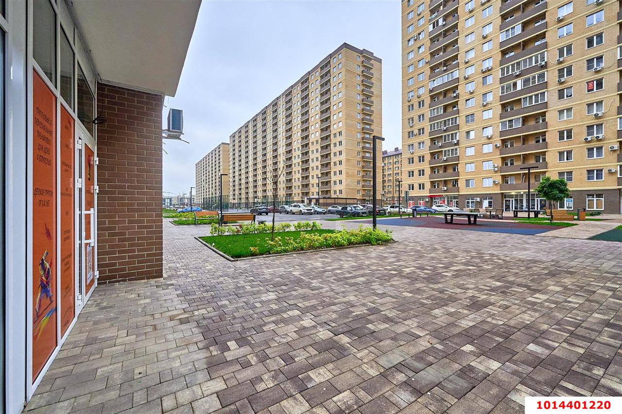 Фото №4: Торговое помещение 44&nbsp;м², 1/16&nbsp;эт. - Краснодар, Прикубанский внутригородской округ, мкр. жилой комплекс Дыхание, ул. Лётчика Позднякова, 2к25