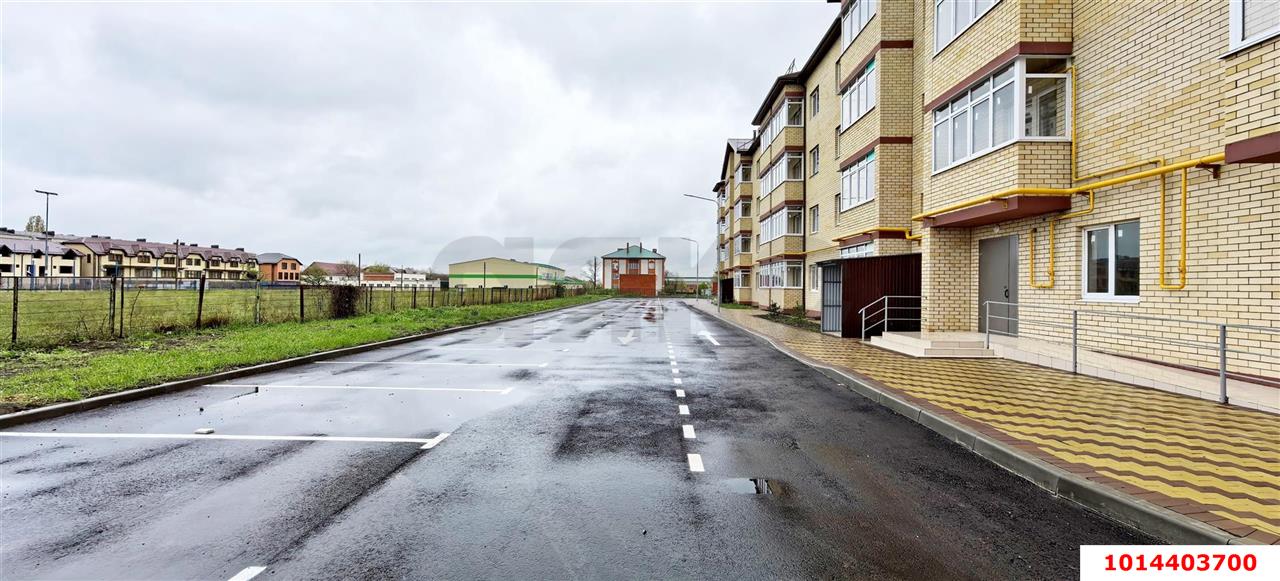 Фото №3: 2-комнатная квартира 60&nbsp;м², 1/4&nbsp;эт. - Адыгейск, ул. Эдепсукайская, 1/6