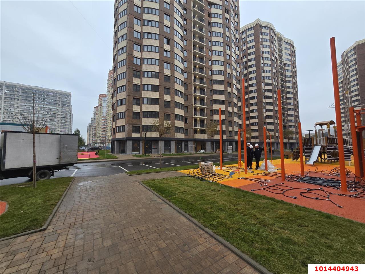 Фото №7: Торговое помещение 46&nbsp;м², 1/19&nbsp;эт. - Краснодар, Прикубанский внутригородской округ, имени Петра Метальникова, мкр. ЖК Лучший