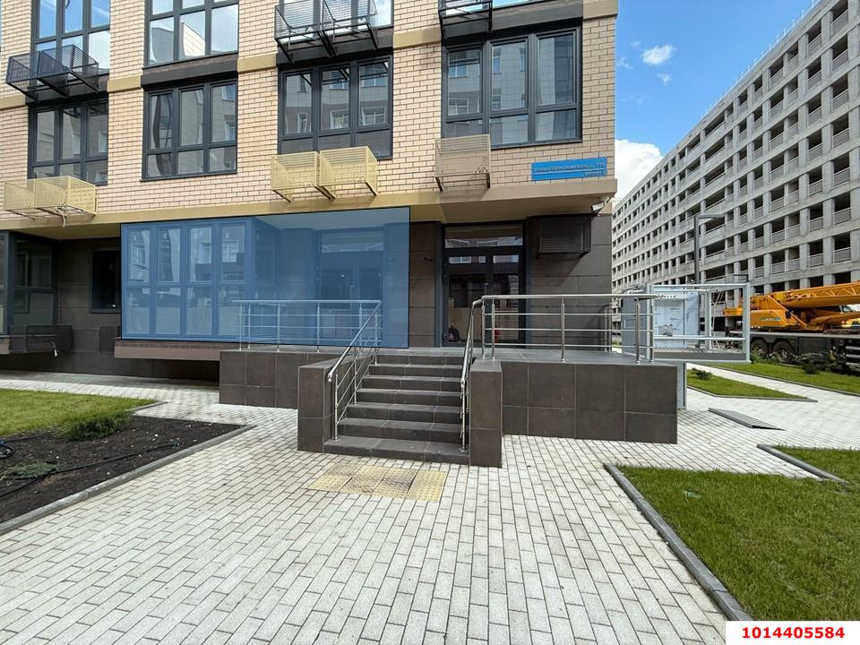 Фото №2: Торговое помещение 44&nbsp;м², 1/12&nbsp;эт. - Краснодар, Прикубанский внутригородской округ, 9-й километр, мкр. ЖК Небо