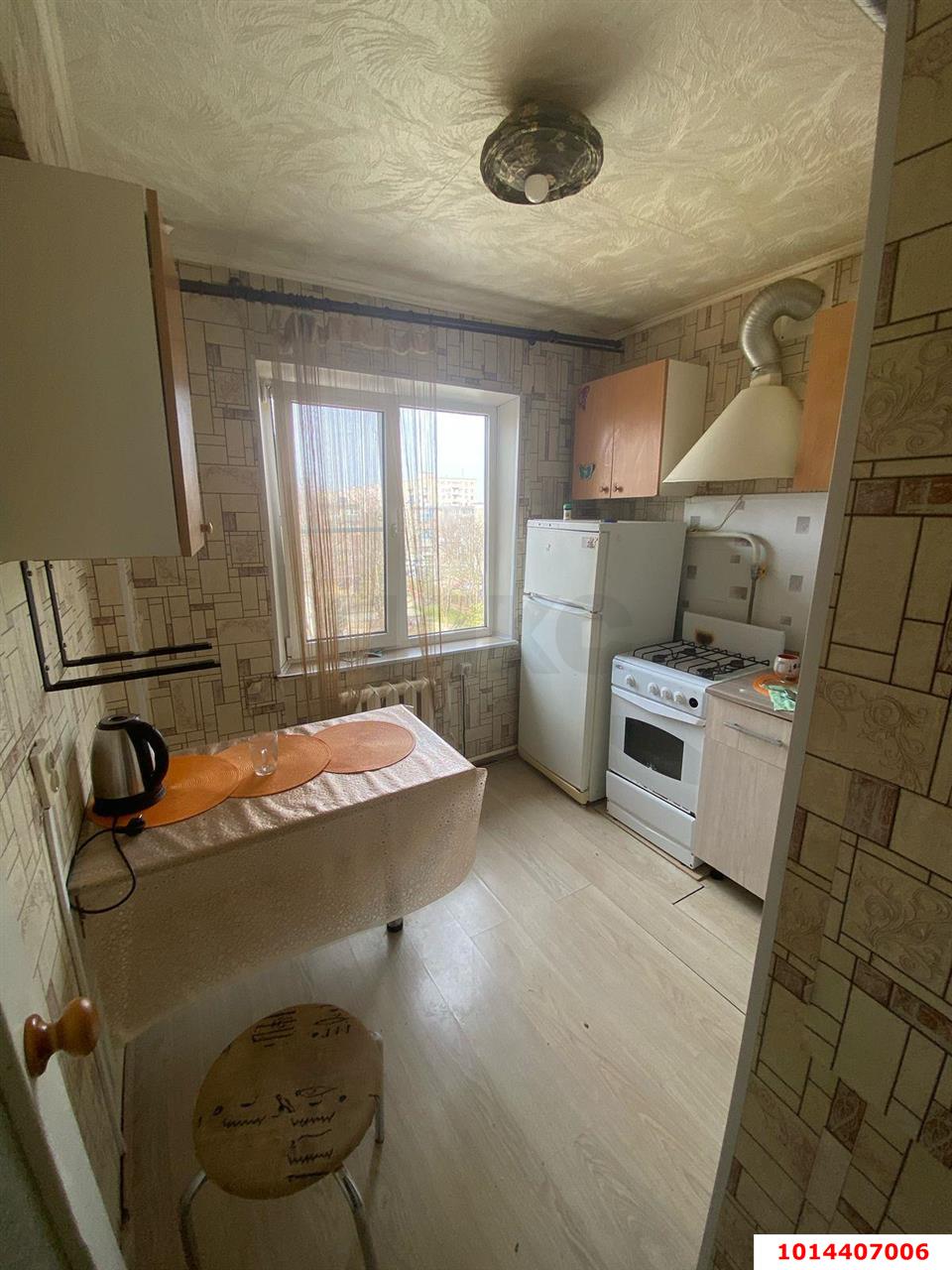 Фото №1: 2-комнатная квартира 45&nbsp;м², 5/5&nbsp;эт. - Краснодар, Карасунский внутригородской округ, мкр. Черёмушки, ул. Селезнёва, 154