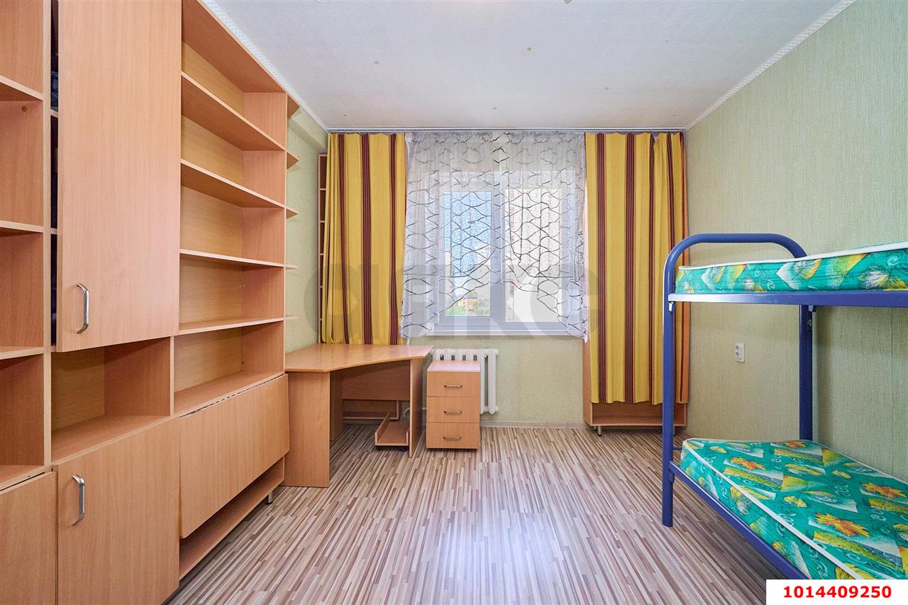 Фото №7: 3-комнатная квартира 80&nbsp;м², 5/10&nbsp;эт. - Краснодар, Западный внутригородской округ, мкр. Юбилейный, ул. Рождественская набережная, 29