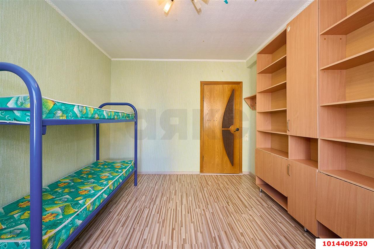 Фото №6: 3-комнатная квартира 80&nbsp;м², 5/10&nbsp;эт. - Краснодар, Западный внутригородской округ, мкр. Юбилейный, ул. Рождественская набережная, 29