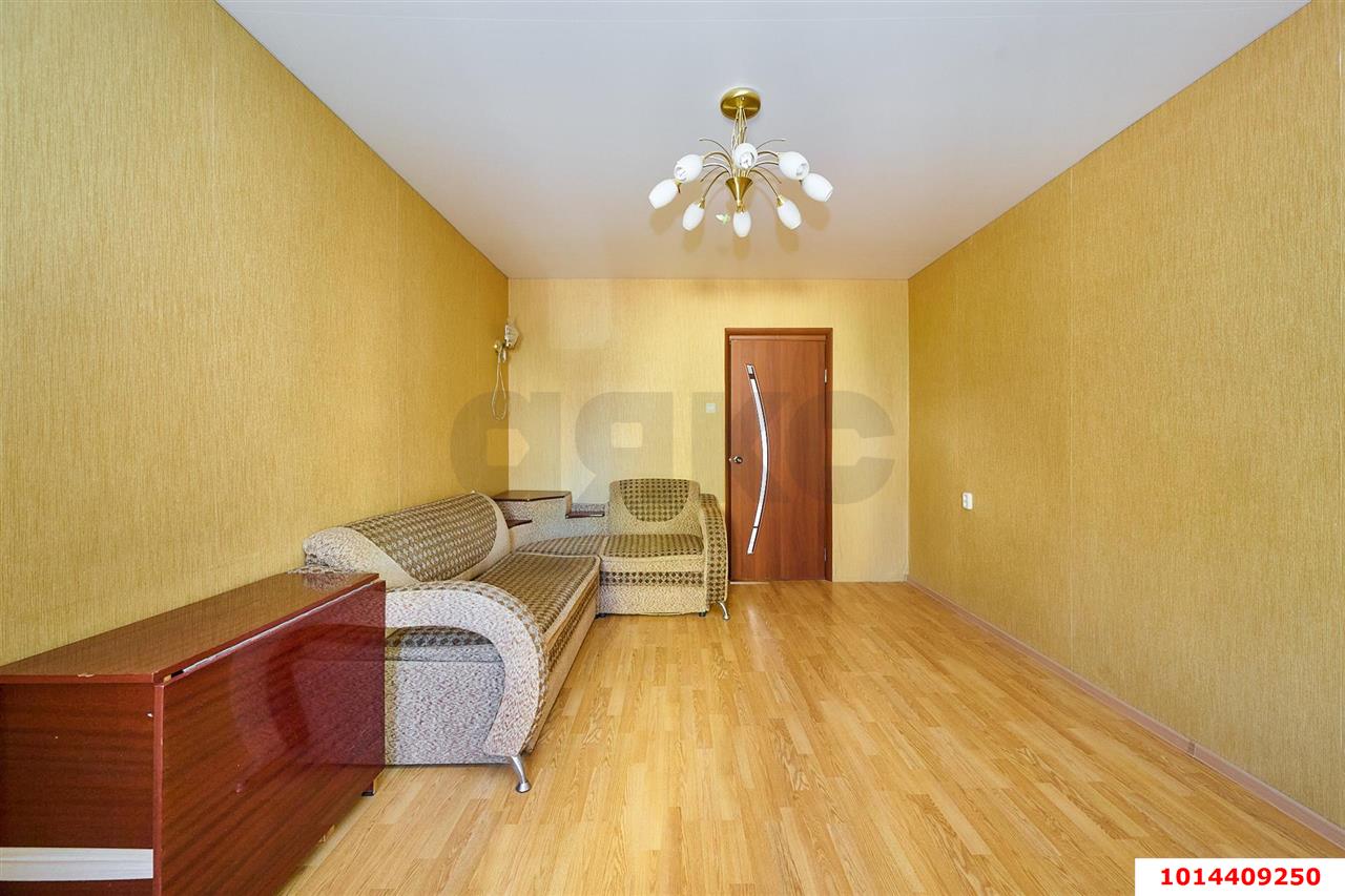 Фото №4: 3-комнатная квартира 80&nbsp;м², 5/10&nbsp;эт. - Краснодар, Западный внутригородской округ, мкр. Юбилейный, ул. Рождественская набережная, 29