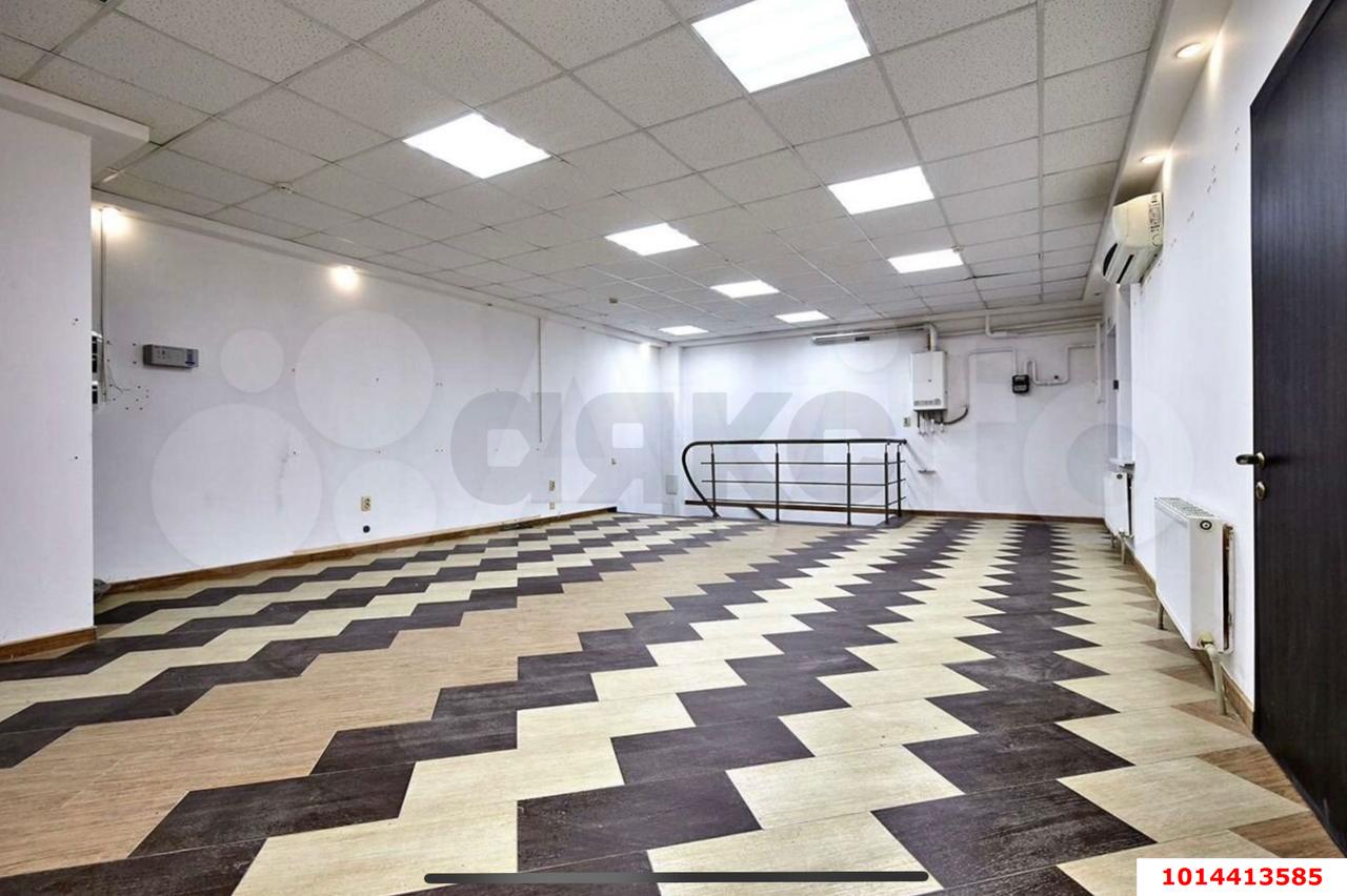 Фото №1: Торговое помещение 118&nbsp;м², 1/5&nbsp;эт. - Краснодар, Прикубанский внутригородской округ, Калинино, мкр. Завод Радиоизмерительных Приборов, ул. Вологодская, 8