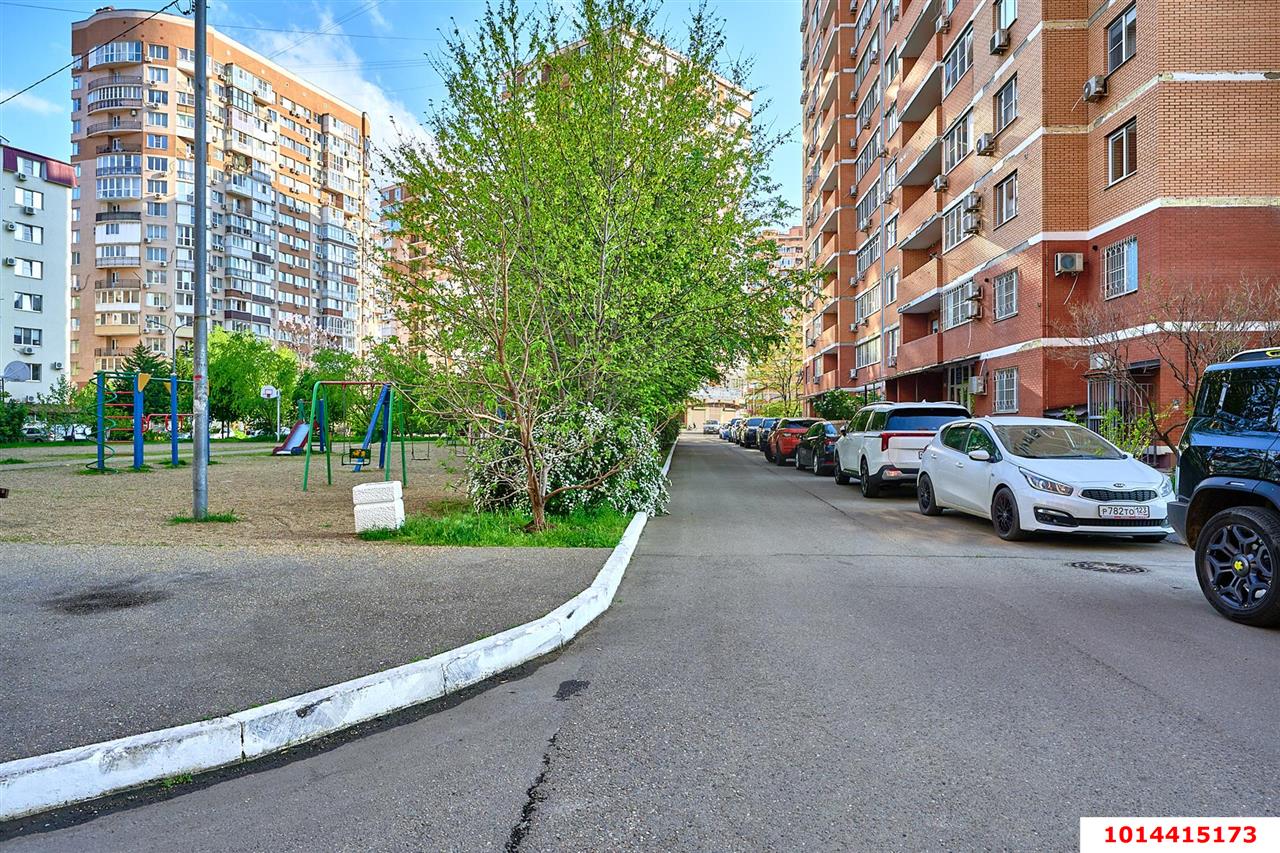 Фото №18: 2-комнатная квартира 107&nbsp;м², 3/16&nbsp;эт. - Краснодар, Прикубанский внутригородской округ, Фестивальный, мкр. Солнечный, ул. Памяти Чернобыльцев, 6
