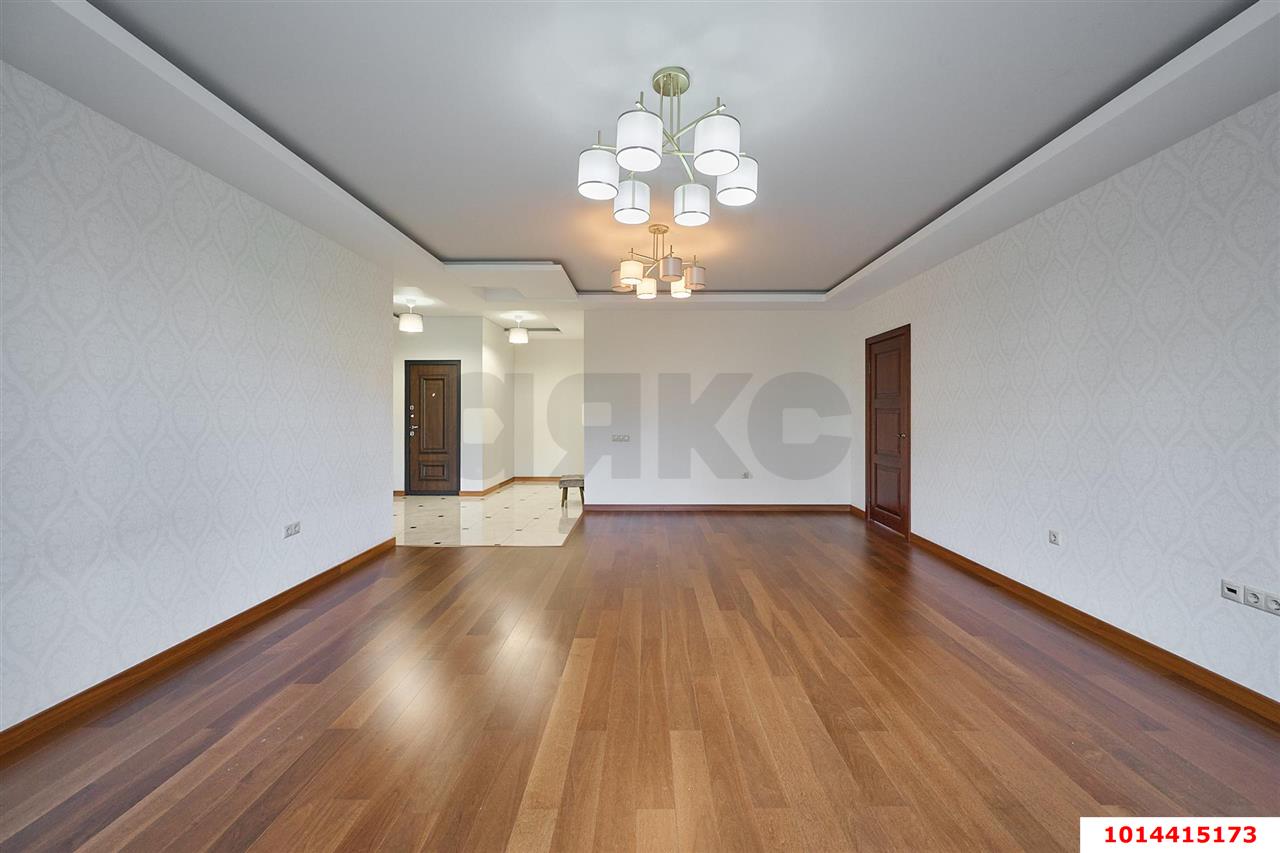 Фото №10: 2-комнатная квартира 107&nbsp;м², 3/16&nbsp;эт. - Краснодар, Прикубанский внутригородской округ, Фестивальный, мкр. Солнечный, ул. Памяти Чернобыльцев, 6