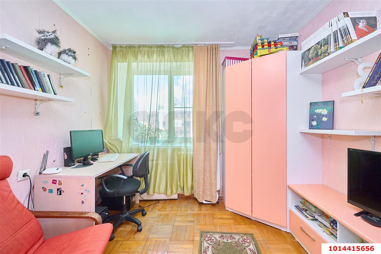 Фото №8: 3-комнатная квартира 72&nbsp;м², 6/14&nbsp;эт. - Краснодар, Западный внутригородской округ, Горгаз, мкр. Центральный, ул. Красина, 3/3