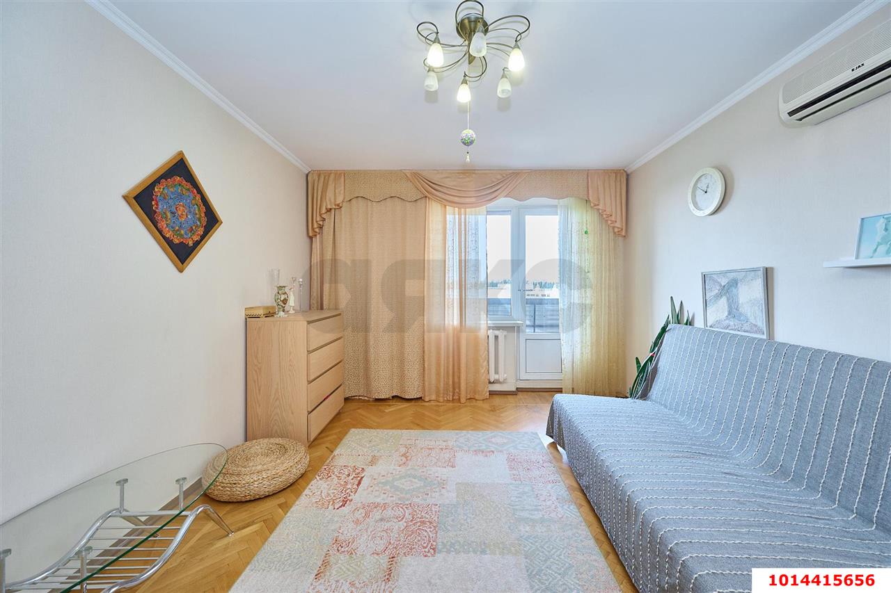 Фото №2: 3-комнатная квартира 72&nbsp;м², 6/14&nbsp;эт. - Краснодар, Западный внутригородской округ, Горгаз, мкр. Центральный, ул. Красина, 3/3