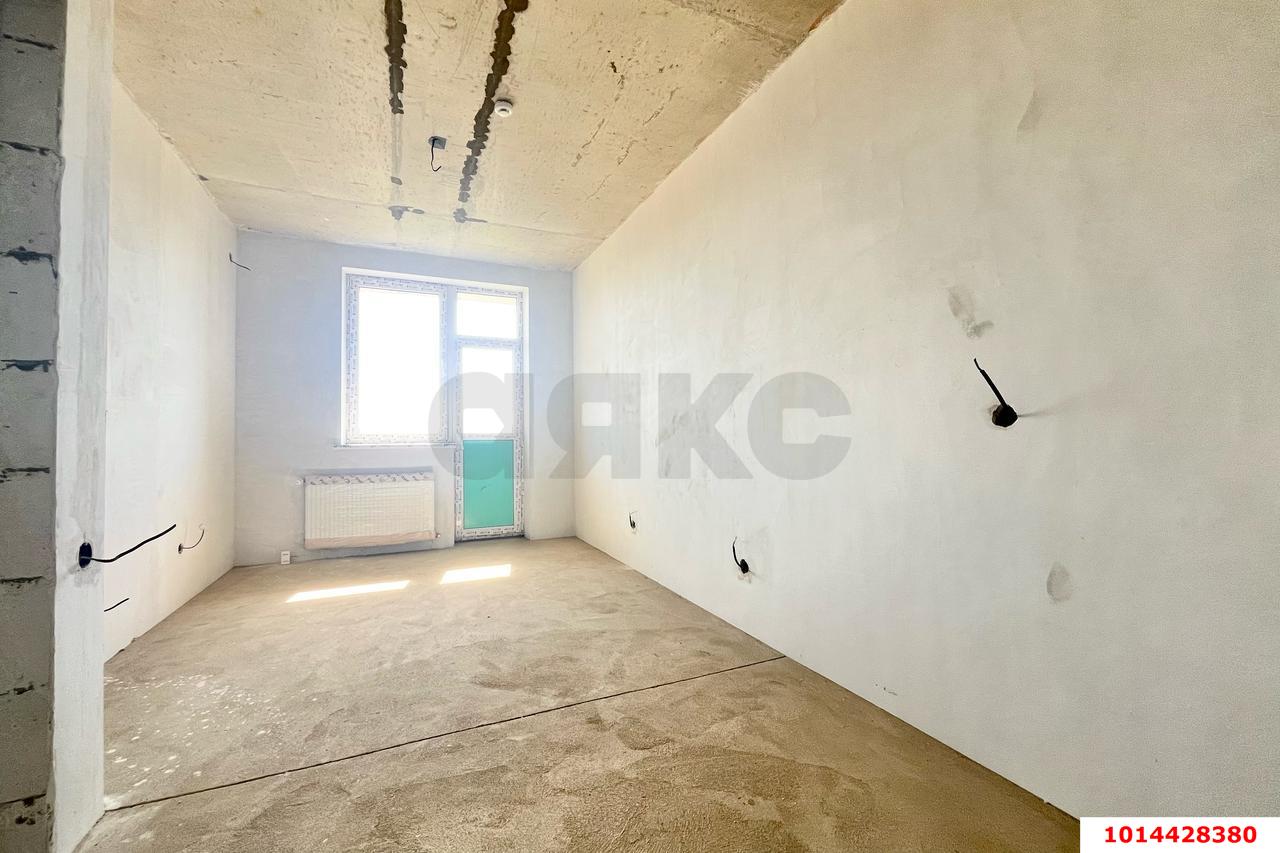 Фото №1: 1-комнатная квартира 32&nbsp;м², 7/16&nbsp;эт. - Краснодар, Прикубанский внутригородской округ, мкр. жилой комплекс Ракурс, ул. имени Героя Ростовского, 8к7