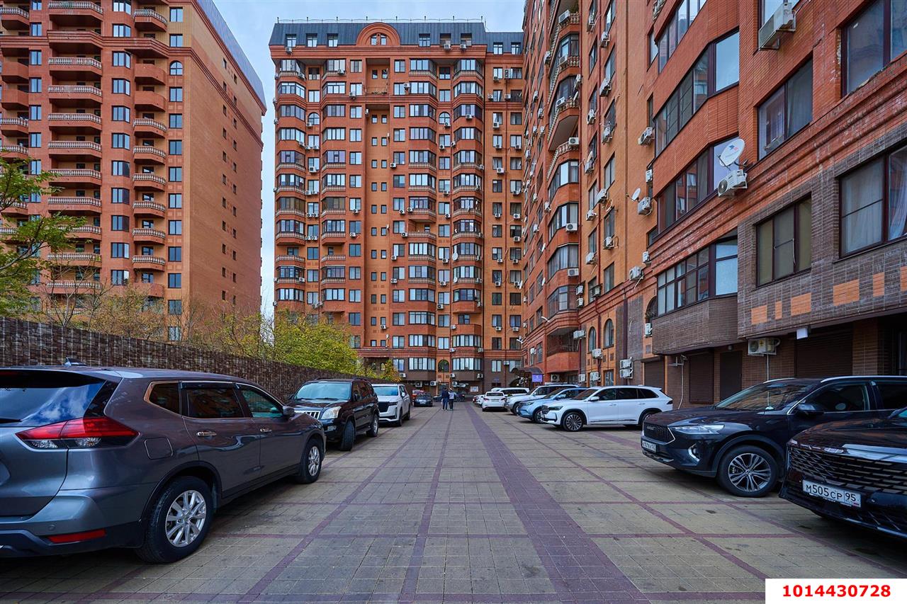 Фото №15: 3-комнатная квартира 103&nbsp;м², 3/16&nbsp;эт. - Краснодар, Западный внутригородской округ, мкр. Центральный, ул. Кубанская набережная, 56