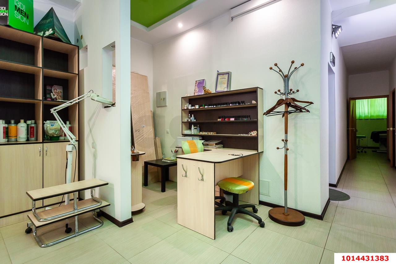 Фото №6: Студия 69&nbsp;м² - Краснодар, Прикубанский внутригородской округ, мкр. Краевая Клиническая Больница, ул. 1 Мая, 298