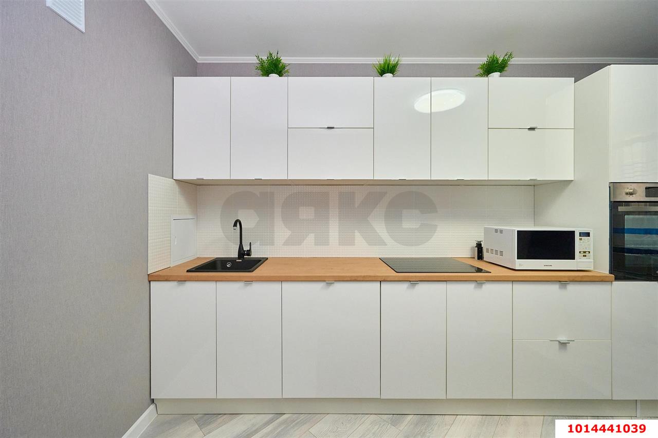 Фото №8: 1-комнатная квартира 45&nbsp;м², 9/17&nbsp;эт. - Краснодар, Прикубанский внутригородской округ, Музыкальный, ЖК Времена Года, мкр. имени Петра Метальникова, ул. Петра Метальникова, 5к1