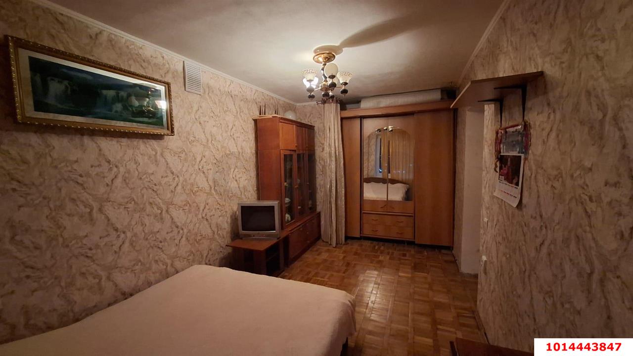 Фото №1: Студия 21&nbsp;м², 4/9&nbsp;эт. - Краснодар, Карасунский внутригородской округ, мкр. Черёмушки, ул. Селезнёва, 136