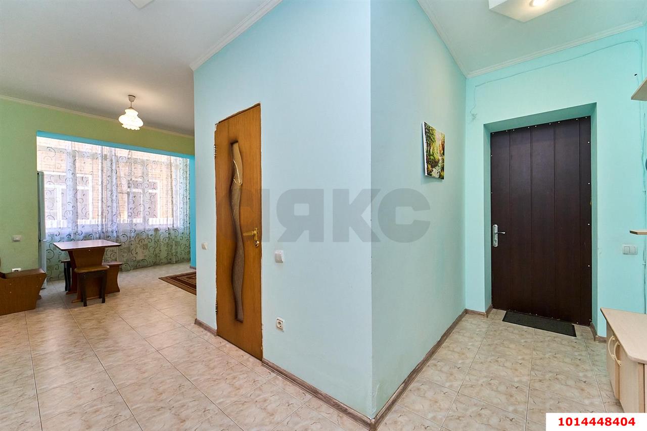 Фото №4: 2-комнатная квартира 45&nbsp;м², 1/3&nbsp;эт. - Краснодар, Прикубанский внутригородской округ, Калинино, мкр. Завод Радиоизмерительных Приборов, ул. Российская, 383