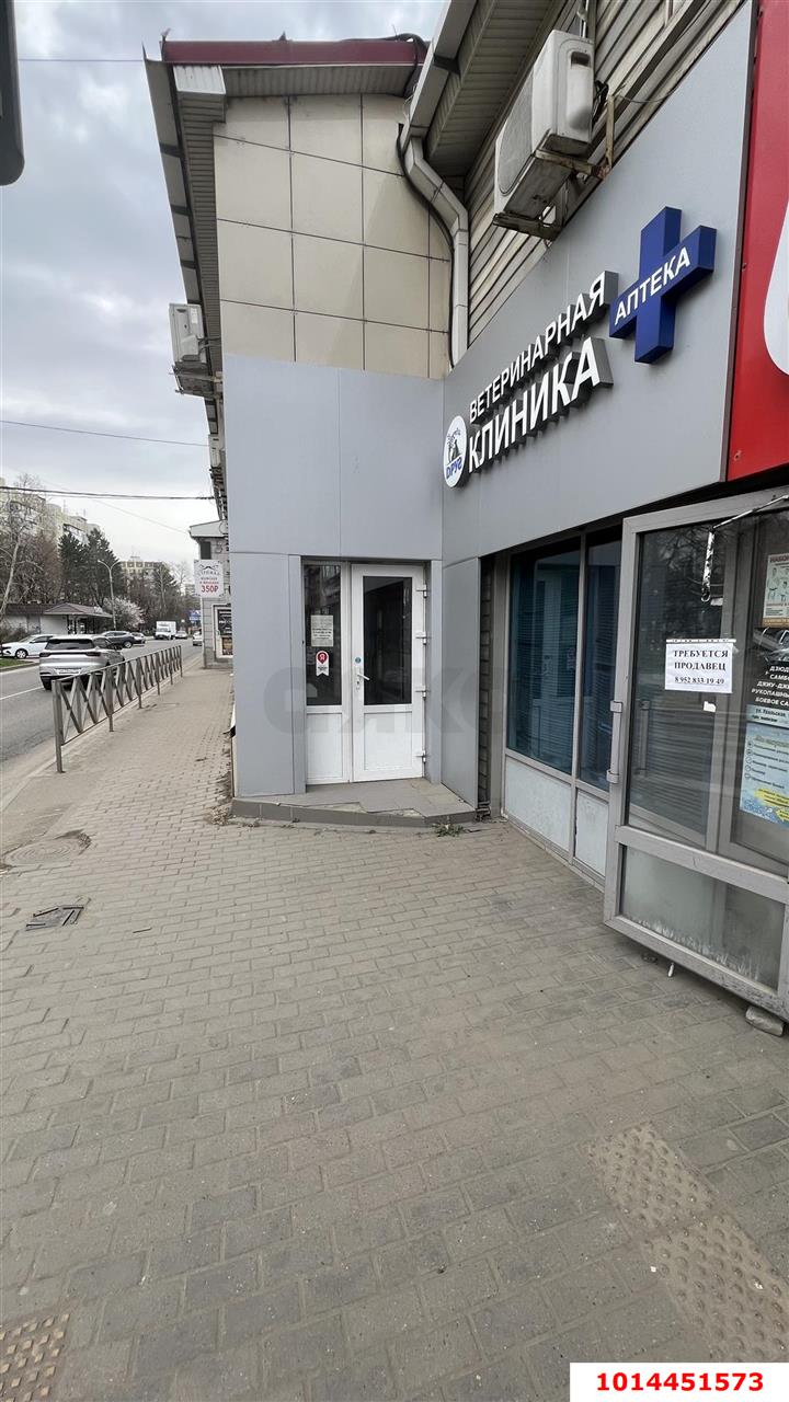 Фото №3: Торговое помещение 83&nbsp;м², 1/2&nbsp;эт. - Краснодар, Карасунский внутригородской округ, мкр. Комсомольский, ул. Уральская, 184/2