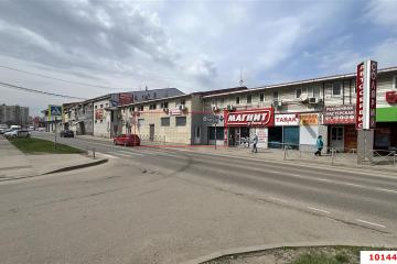 Фото №1: Торговое помещение 83 м², 1/2 эт. - Краснодар, мкр. Комсомольский, ул. Уральская, 184/2
