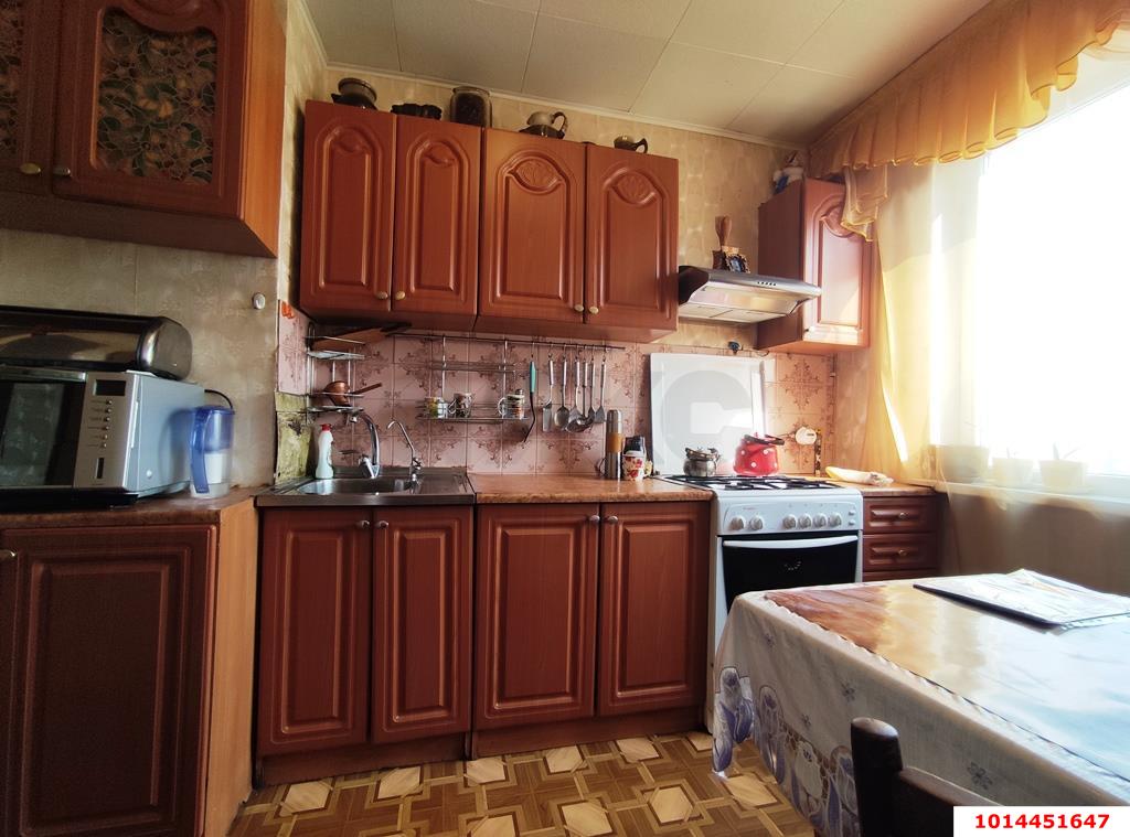 Фото №3: 2-комнатная квартира 52&nbsp;м², 9/9&nbsp;эт. - Краснодар, Карасунский внутригородской округ, мкр. Комсомольский, ул. Уральская, 160