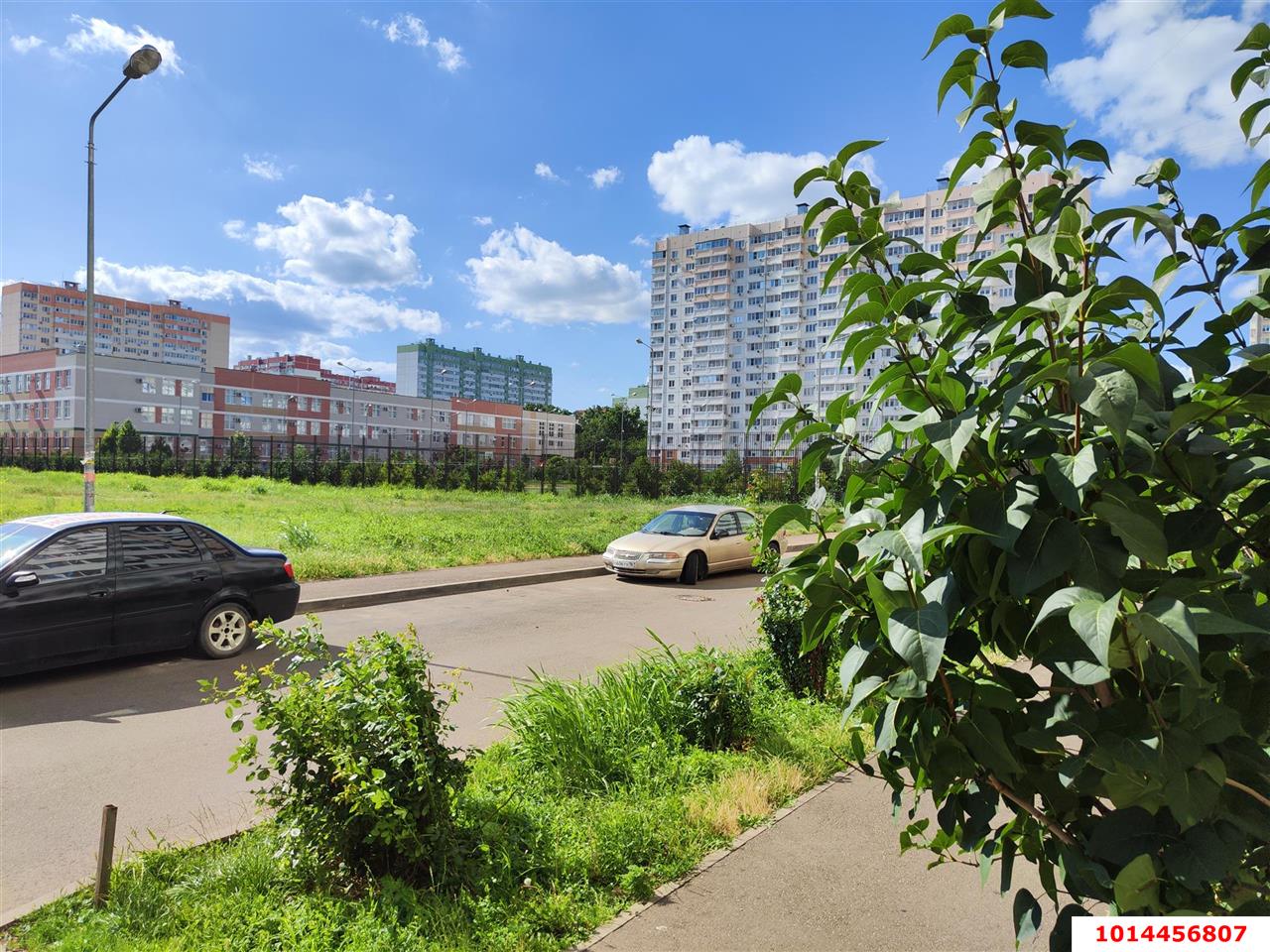 Фото №1: Торговое помещение 39&nbsp;м², 16&nbsp;эт. - Краснодар, Прикубанский внутригородской округ, мкр. Восточно-Кругликовский, ул. Героя Владислава Посадского, 40