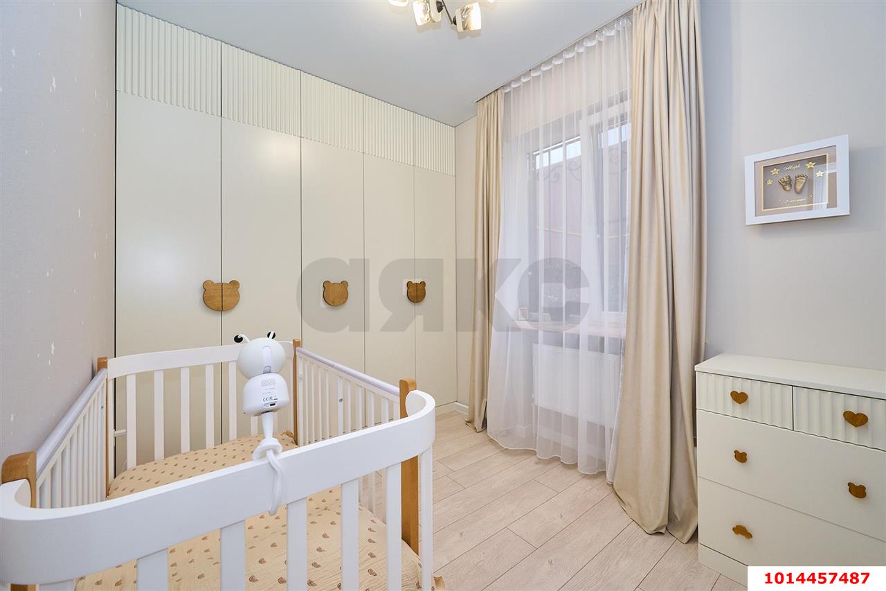 Фото №3: Дом 170&nbsp;м² + 10&nbsp;сот., 1&nbsp;эт. - Российский, мкр. Прикубанский внутригородской округ, ул. имени В.М. Комарова, 90