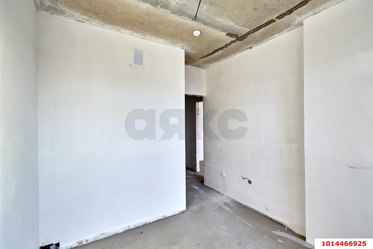 Фото №1: 1-комнатная квартира 34&nbsp;м², 18/24&nbsp;эт. - Краснодар, Прикубанский внутригородской округ, мкр. жилой комплекс Свобода, ул. Домбайская, 55